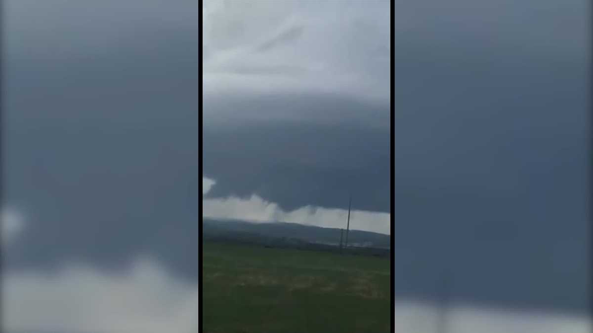 Viewer Video Tornado spotted in Johnson County