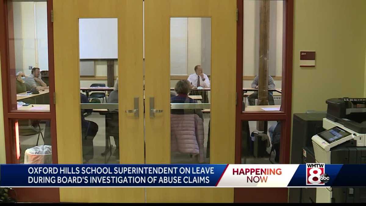 Oxford Hills Superintendent placed on paid leave pending investigation