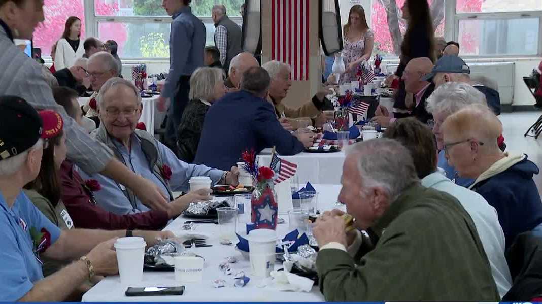 Wisconsin Lutheran High School honors veterans with special breakfast