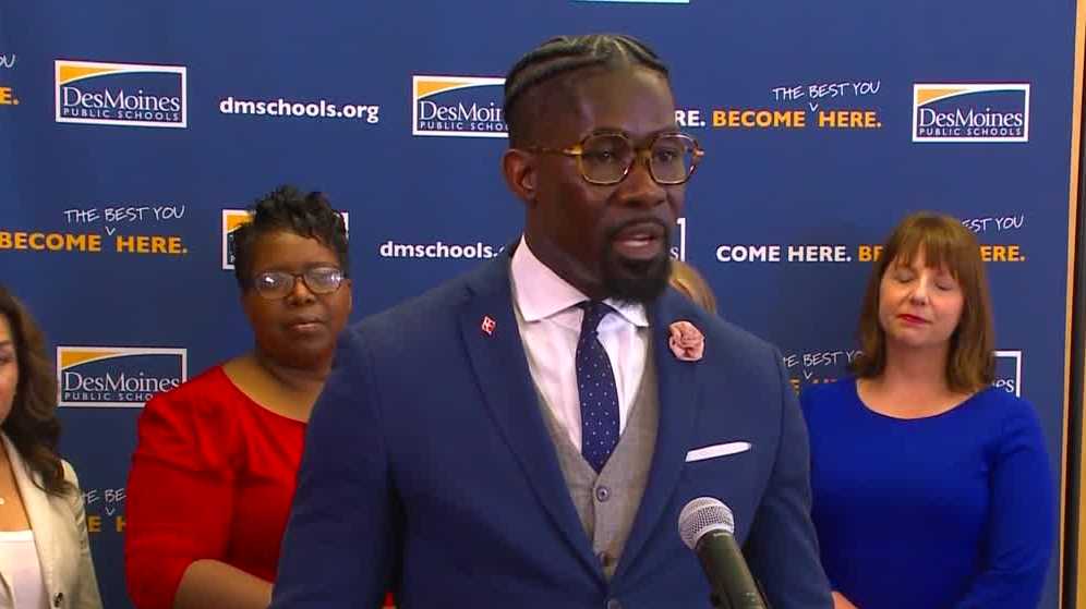 Des Moines superintendent Ian Roberts resigns after ICE arrest
