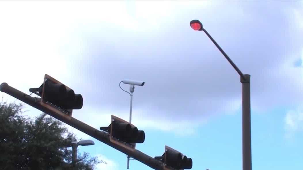 Orange County picks red light camera company amid protest