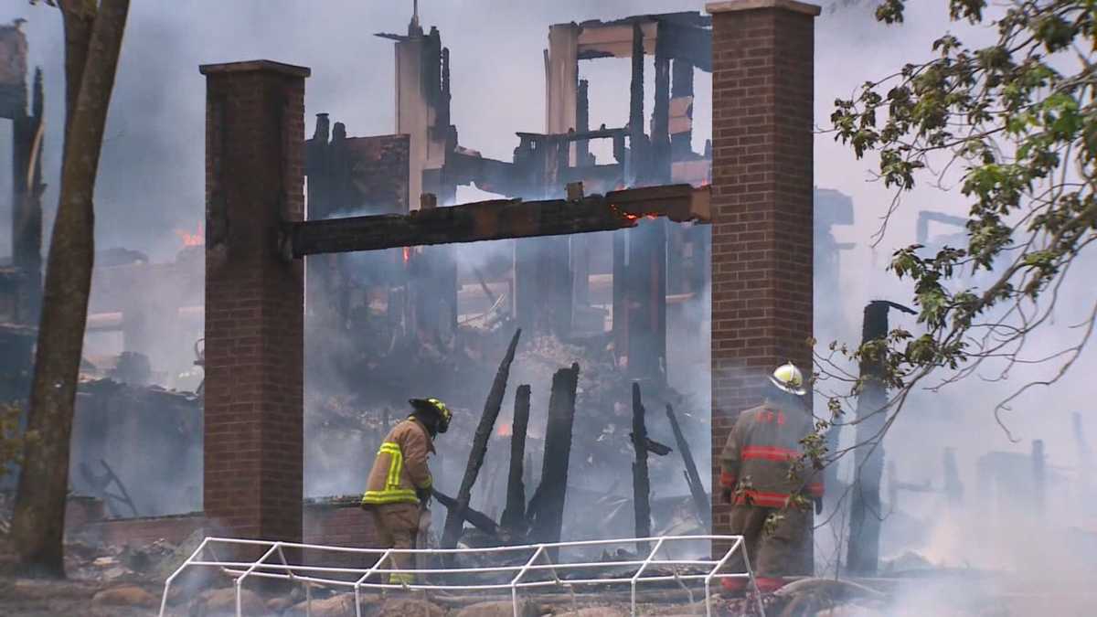 Fire destroys Van Meter home