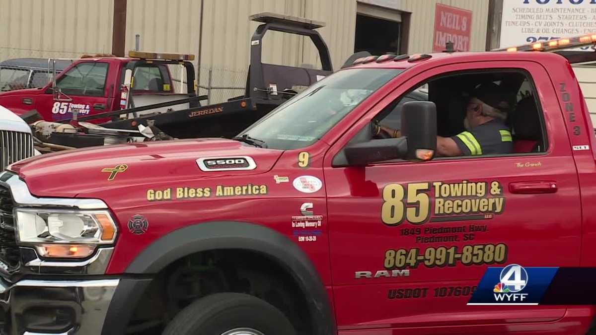 Tow truck drivers speak out after customer hit by driver