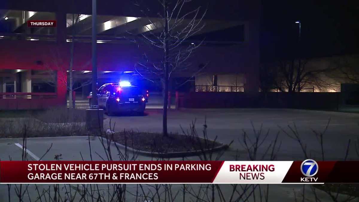 Stolen vehicle pursuit ends in parking garage