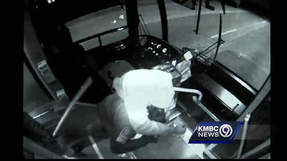 Good Samaritan sought after KC bus driver attacked