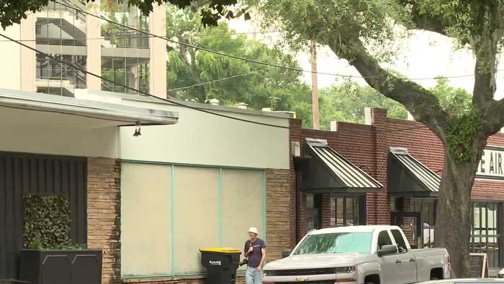 Local business has to move out, as new apartment is being built - Vimarsana News