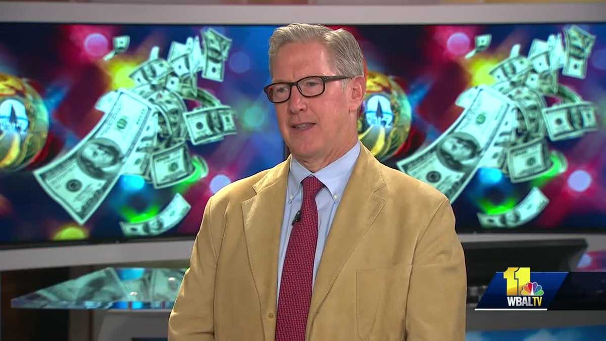 詐欺師は家族になりすましてお金を騙し取っています