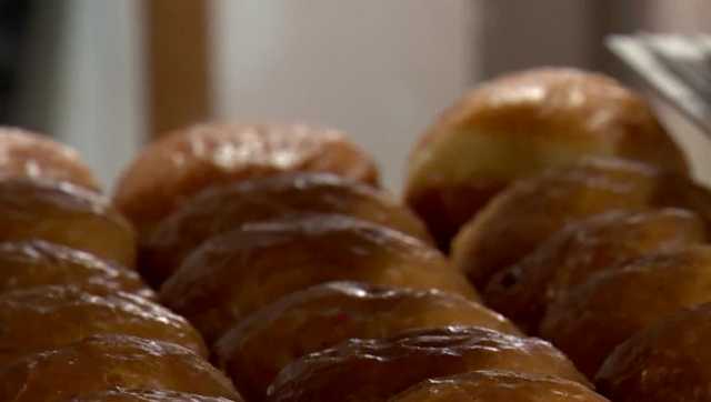 Polish donuts served on Fat Tuesday - Vimarsana News