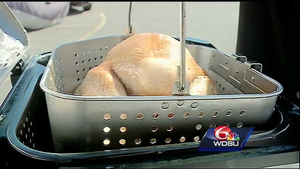 WDSU anchor Shaun Kraisman, chef Temple show you how to fry a