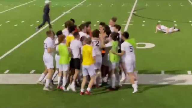 WATCH: Goalie scores game-winner from 100 yards away - Vimarsana News