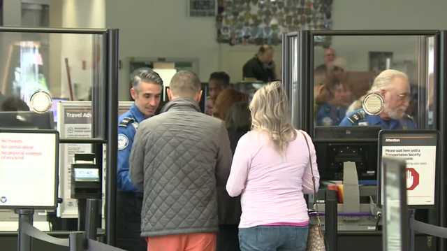 TSA expect record 18,000+ travelers through Louisville Airport following Kentucky Derby - Vimarsana News