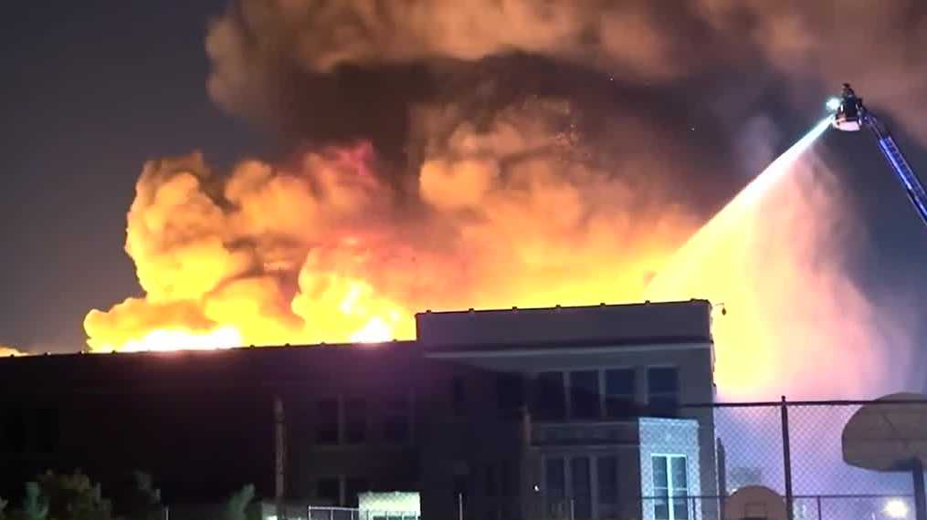 Massive fire rips through Milwaukee elementary school