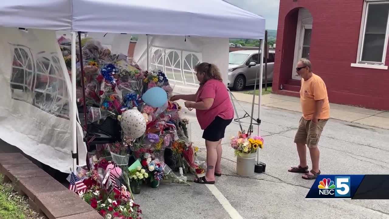 A Memorial Grows As Rutland Mourns The Death Of Ofc. Jessica Ebbighausen