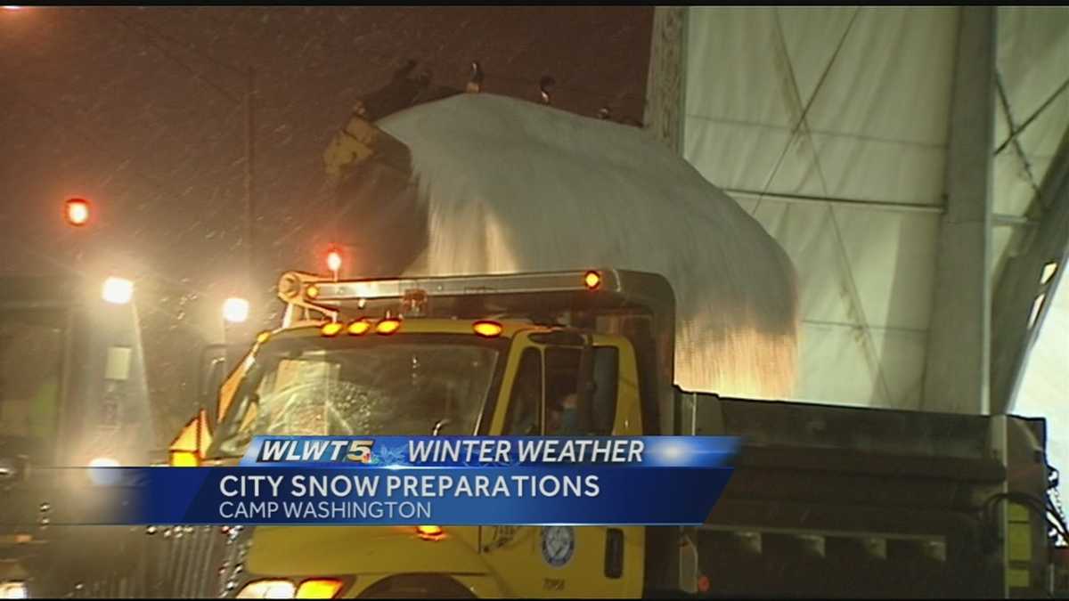 Road crews prepare for winter weather