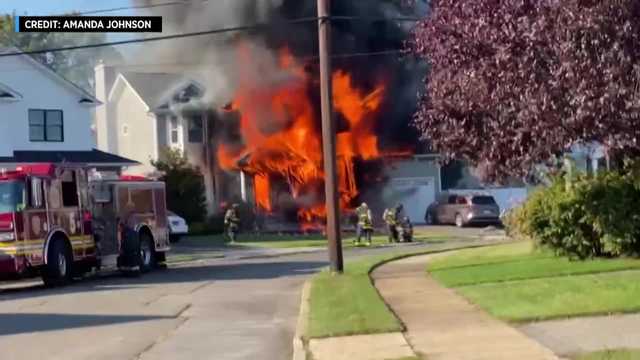Amazon driver hailed as hero for helping family get out of burning home - Vimarsana News