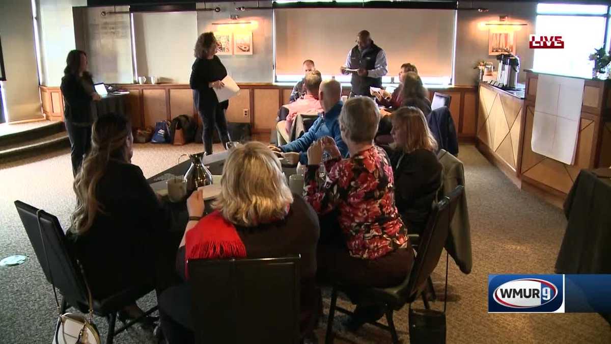 Bank employees learn strategies to defuse violence in workplace