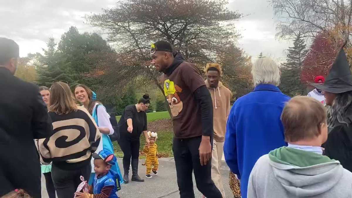 Giannis Antetokounmpo trick or treats in Mequon