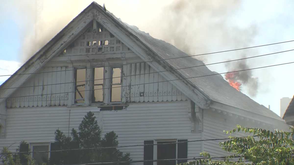 Apartment building under renovation destroyed by fire