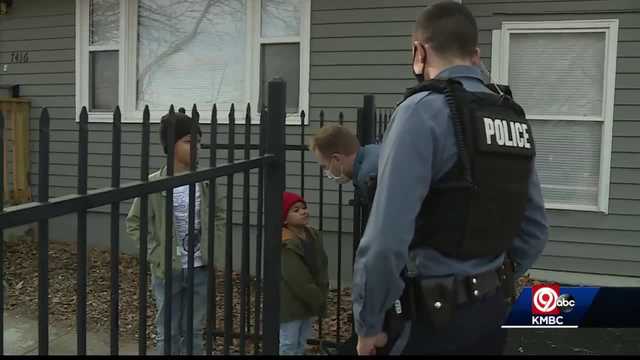 People and the Police: KCPD officers work with social workers while on patrol - Vimarsana News