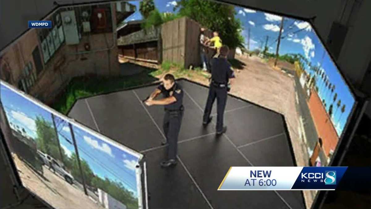 West Des Moines Police tests new training simulator - KCCI