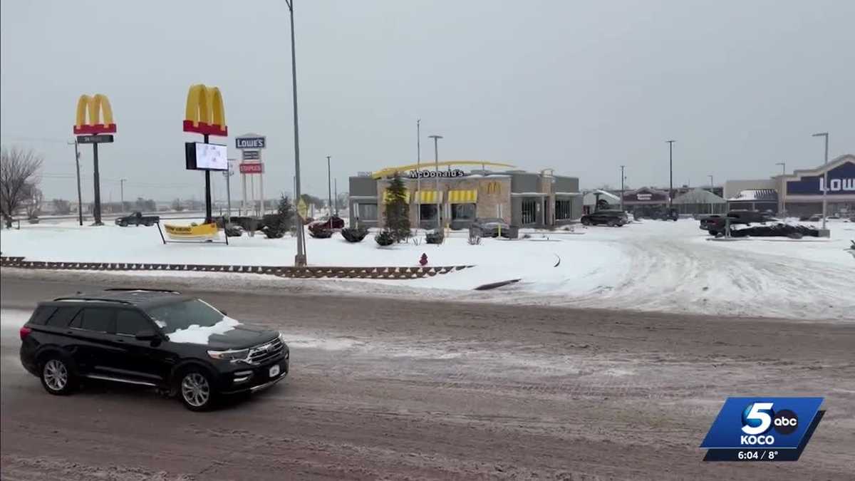 Shawnee residents surprised by unusual snowfall as winter storm tracks across Oklahoma