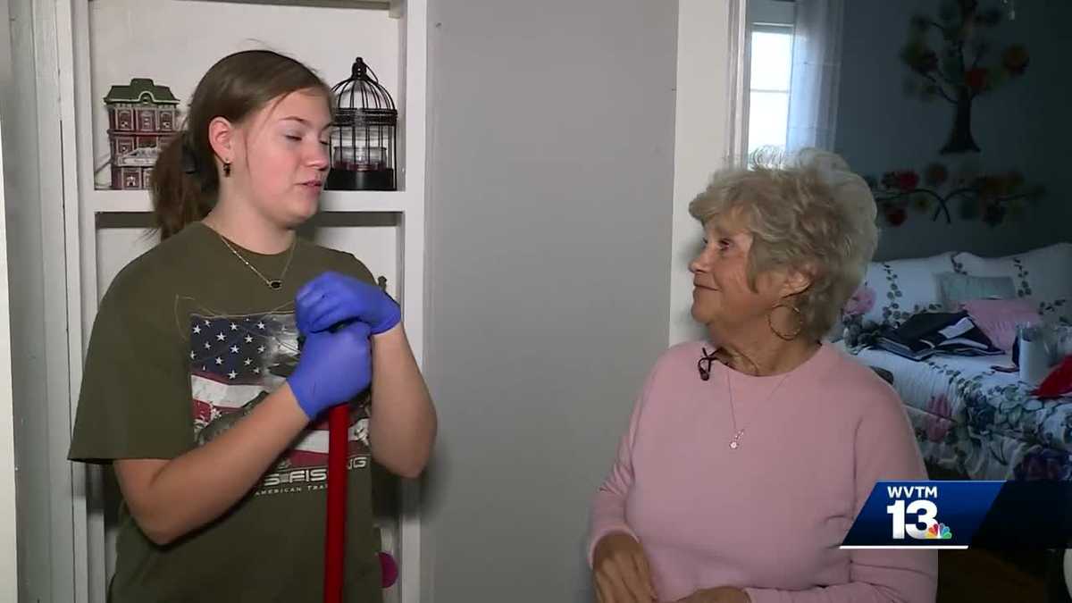 Sumiton Christian High School students help cafeteria worker after tornado