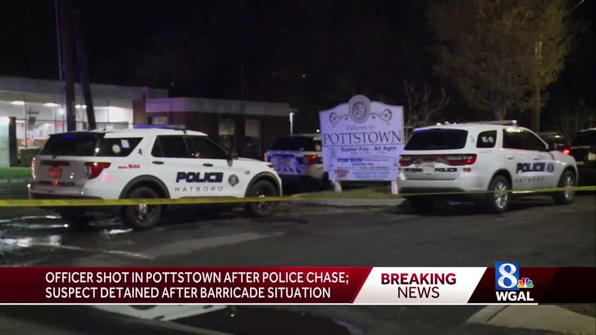 Man involved in crash shoots Pottstown police officer barricades