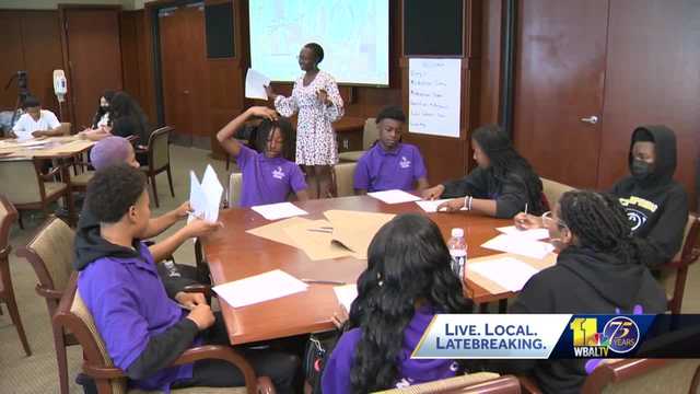 Law students help city youth learn how to mediate conflicts - Vimarsana News