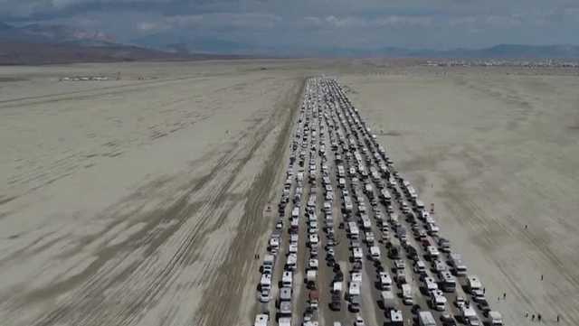 Wait times to exit Burning Man drop after flooding in Nevada - Vimarsana News