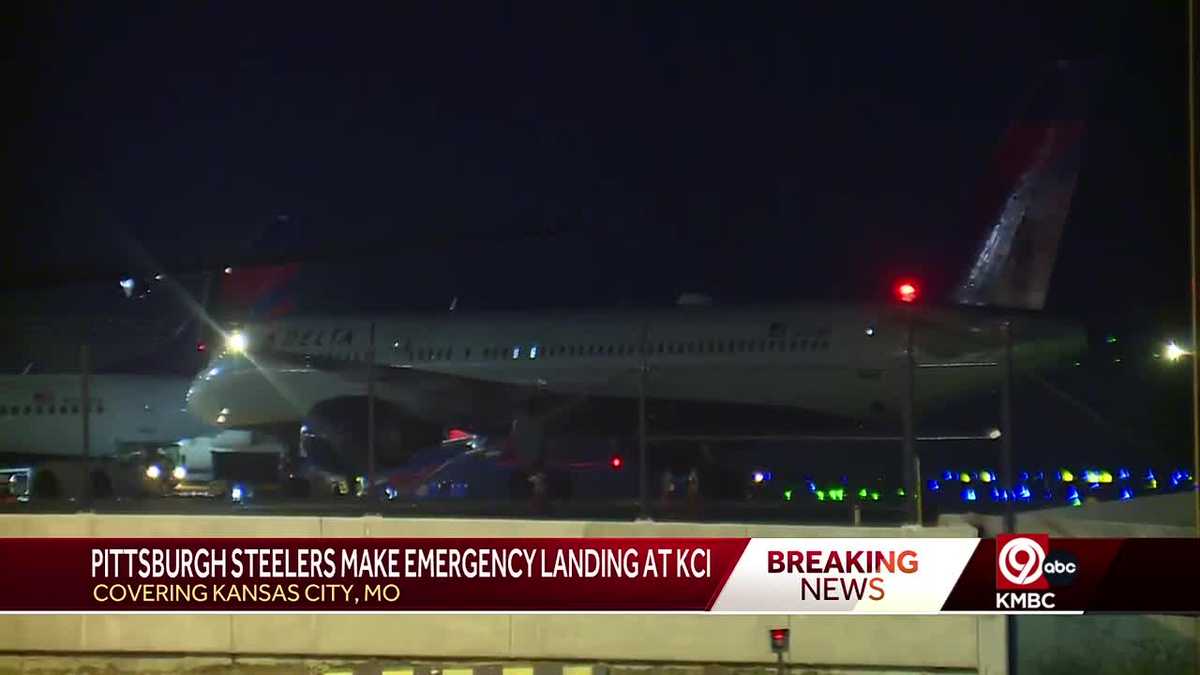 Flight makes emergency landing at KCI with Pittsburgh Steelers on board