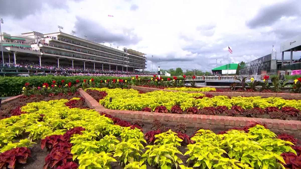 (WATCH) NBC's Mike Tirico previews Saturday's Kentucky Derby
