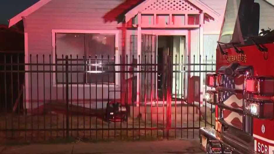 Abandoned house catches fire in Sacramento County, officials say