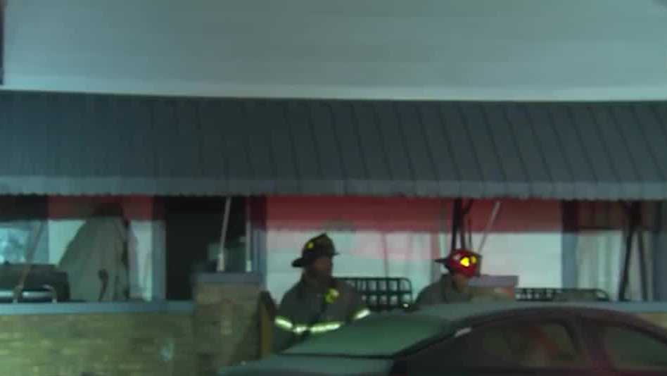 One person taken to hospital after Alabama house fire