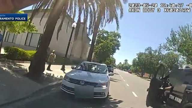 Sacramento police release footage of officers shooting robbery suspect - Vimarsana News