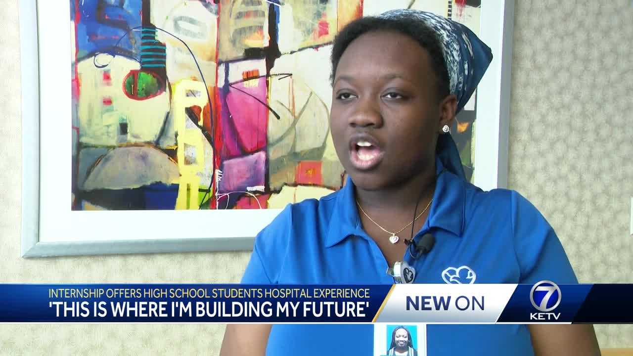 ﻿'This is where I'm building my future': Methodist Hospital offers highschoolers chance for hands-on experience - Vimarsana News