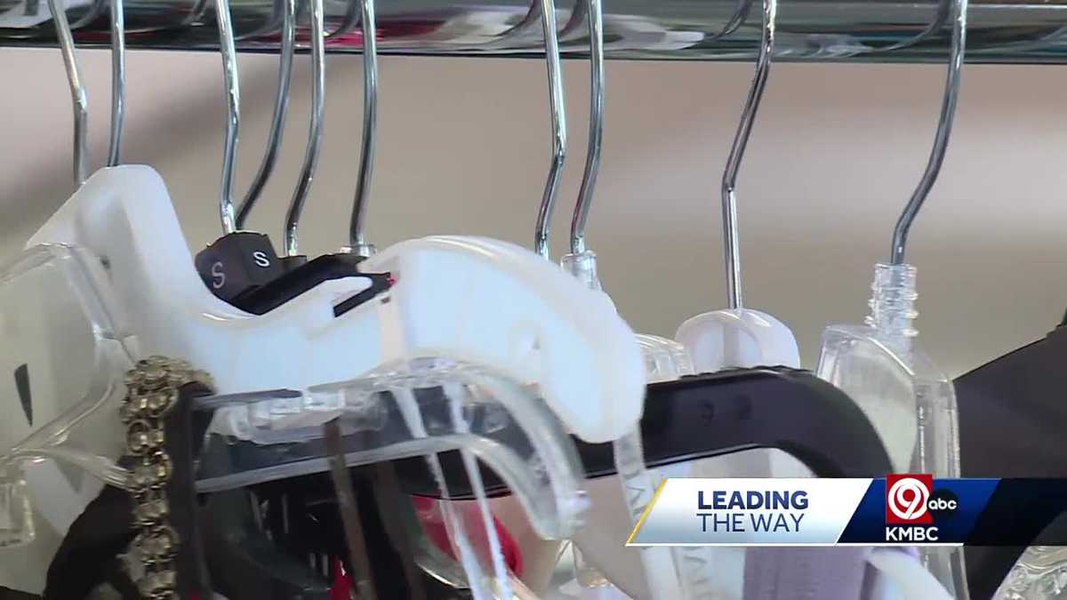 Lee's Summit church preparing for 21st free prom boutique