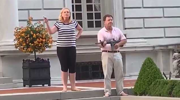 St. Louis gun-waving couple pleads guilty to misdemeanors