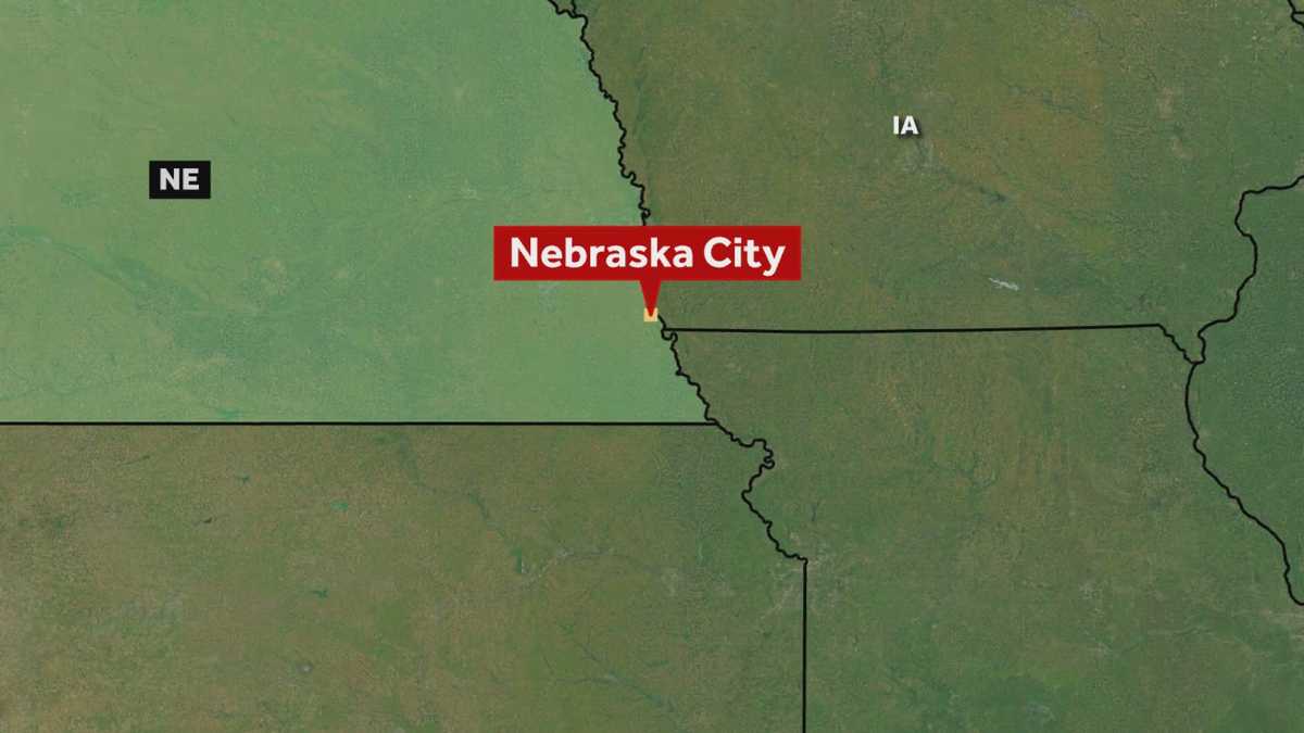 Police in Nebraska City say suspect ran during arrest, later found dead after standoff