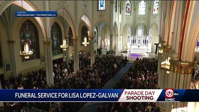 Hundreds gather in KC to honor the life of Lisa Lopez-Galvan - Vimarsana News