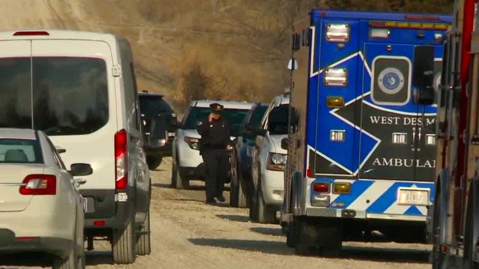 Authorities identify man found dead in West Des Moines ravine - KCCI