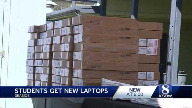 Laptop give-away in Seaside for students in the Village Project - Vimarsana News