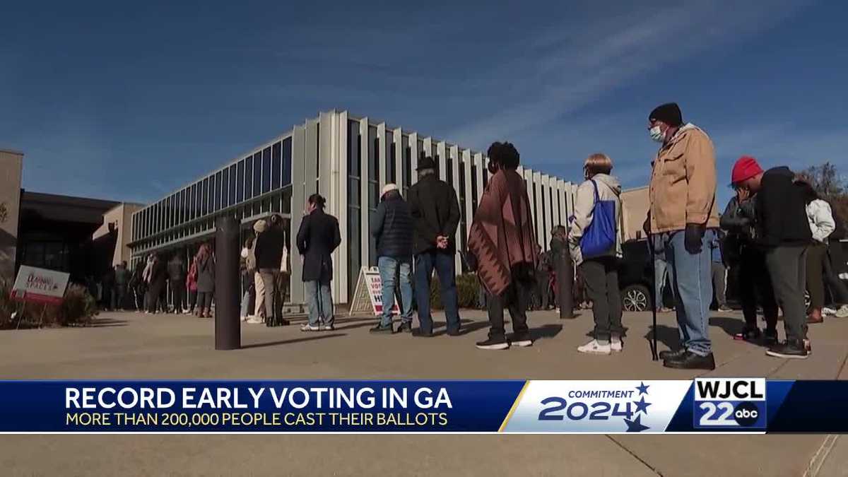 voters set record on first day of early voting for 2024 election