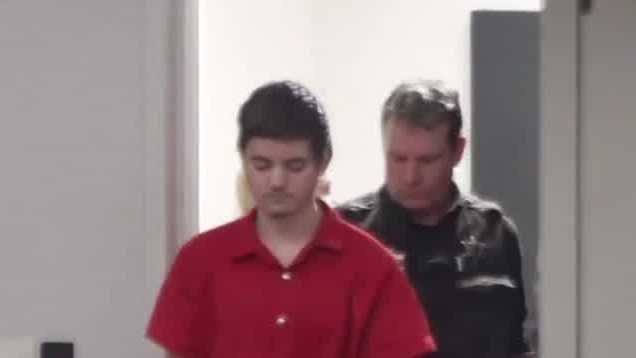 Wisconsin man pleads guilty to killing parents in Trump assassination plot