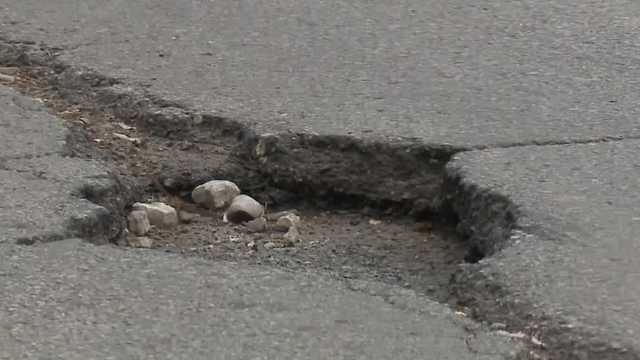 Milwaukee facing 'pothole epidemic' - Vimarsana News