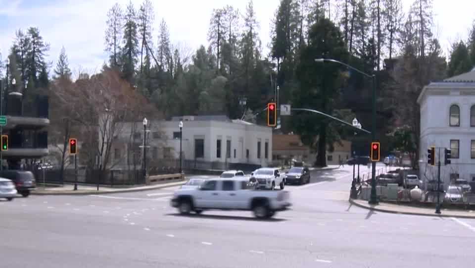Permanent green light program considered in Placerville
