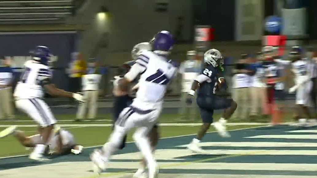 UNH's Joquez Smith, Ryan Ricketti win player of the week awards