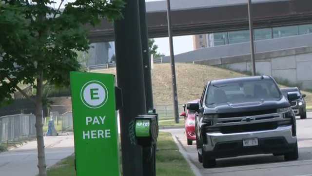 Omaha College World Series high parking fees - Vimarsana News