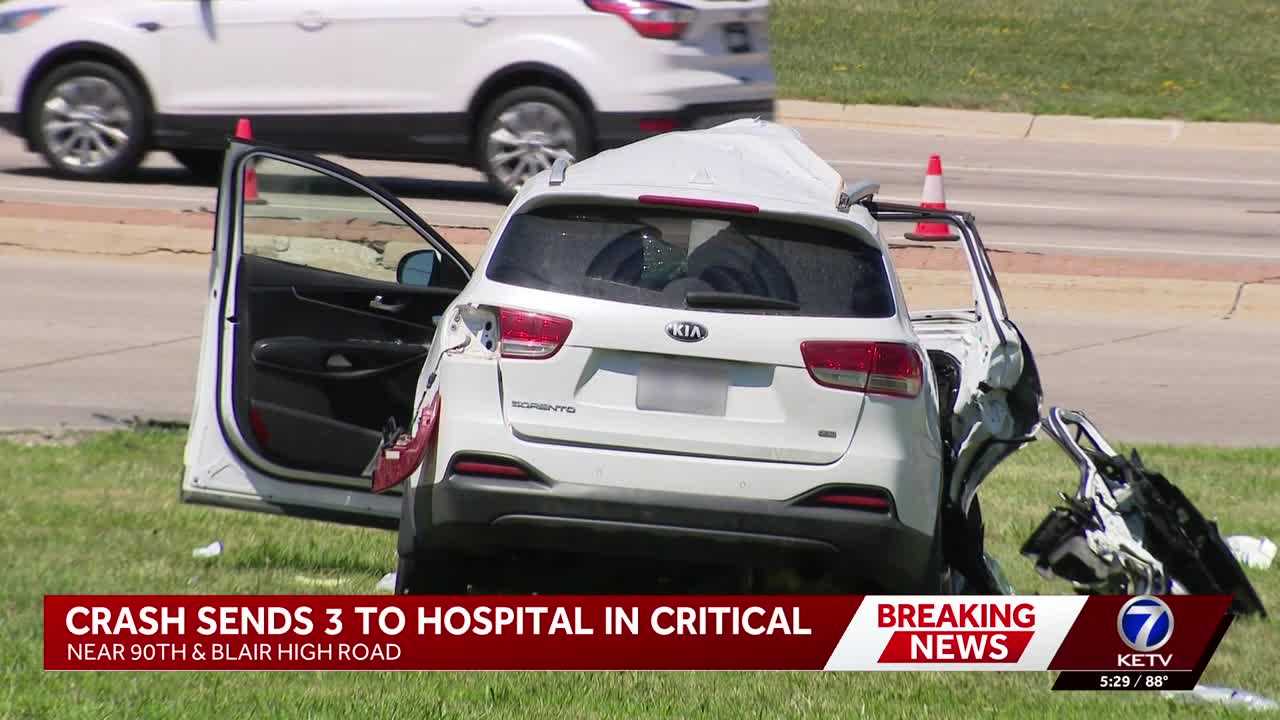 Passenger dies after Sunday afternoon crash in northwest Omaha, police say
