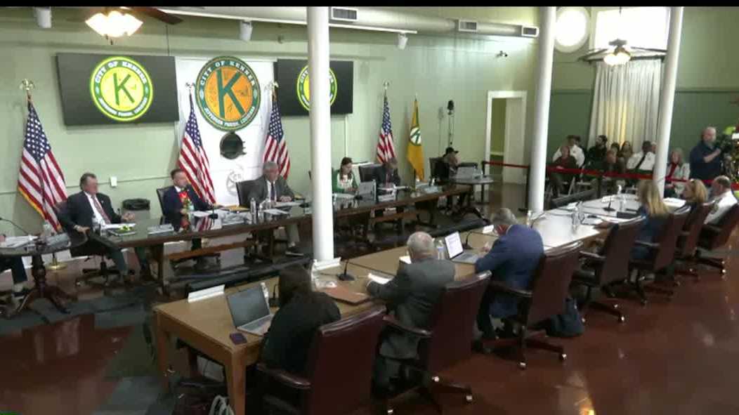 Louisiana residents pack council meeting over immigration operation