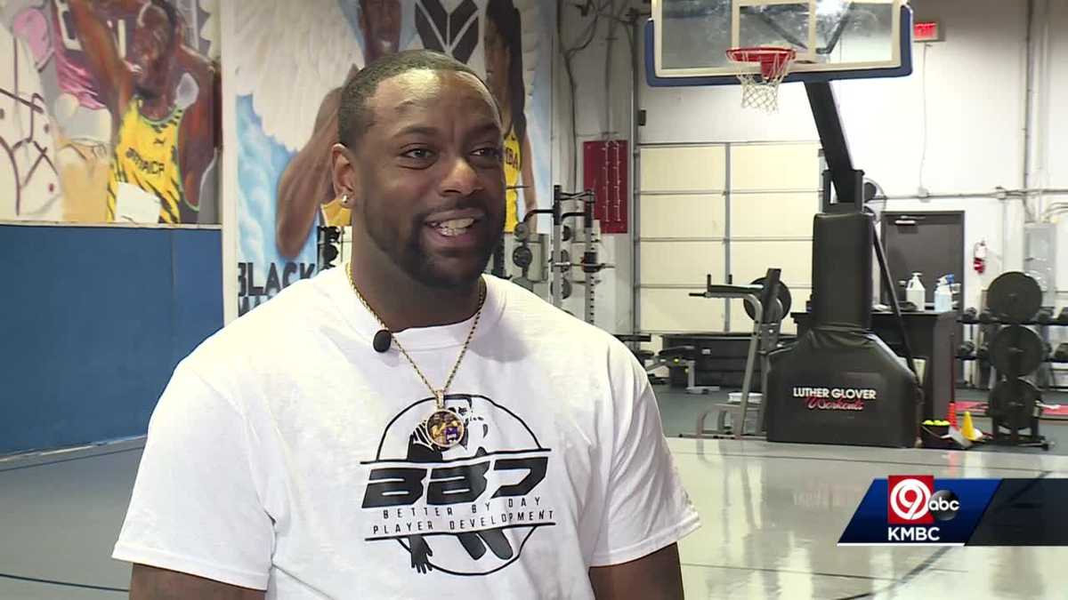 Kansas City's Quinton Day works with kids in basketball development program
